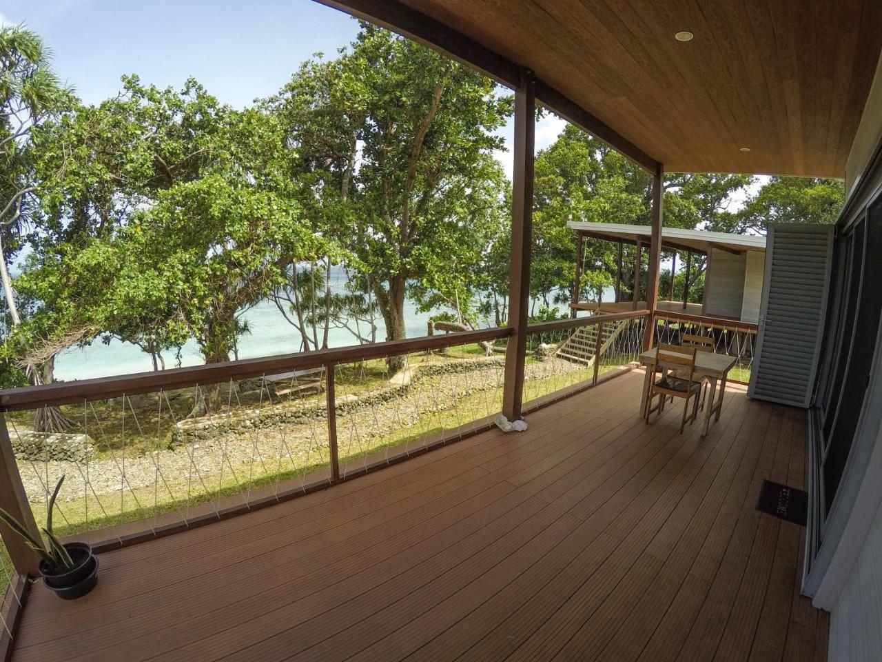 Aore Breeze Luganville Buitenkant foto