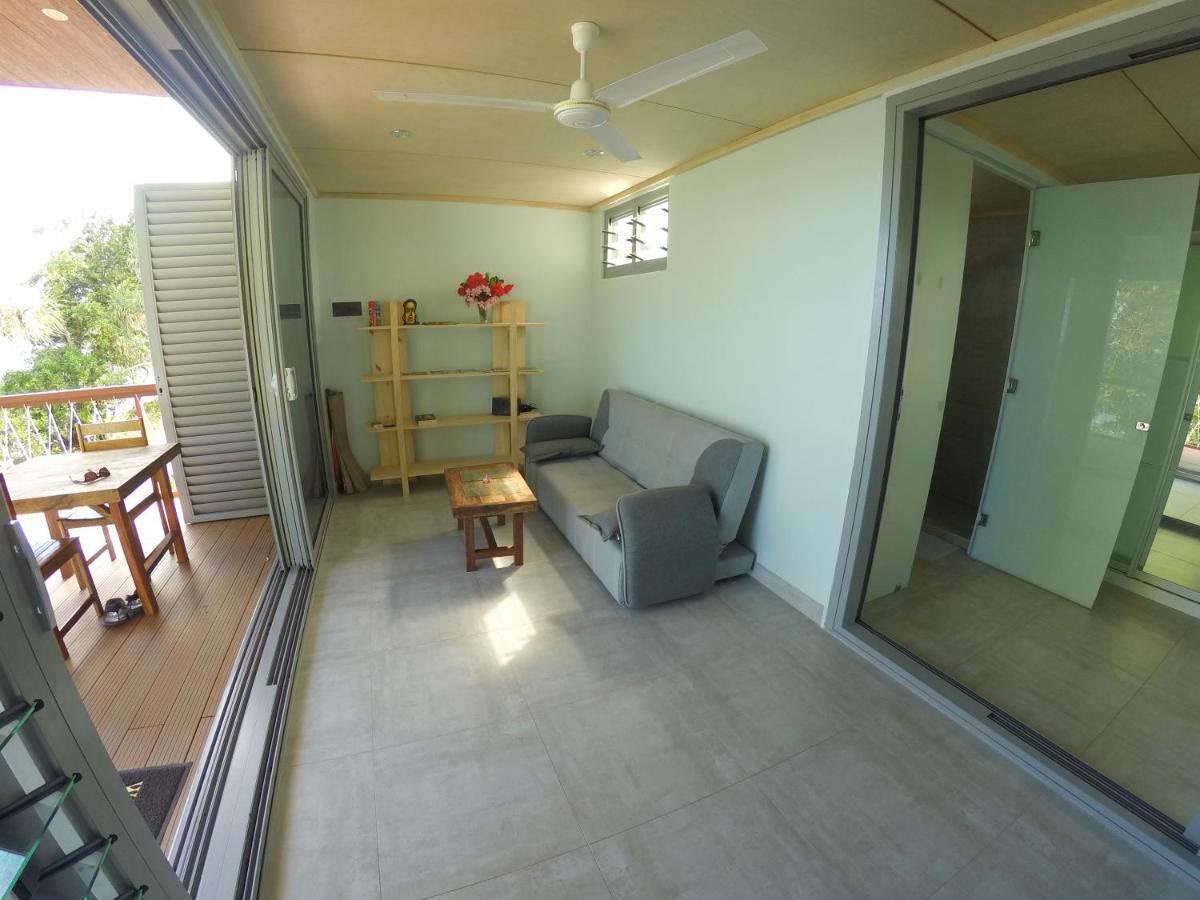 Aore Breeze Luganville Buitenkant foto
