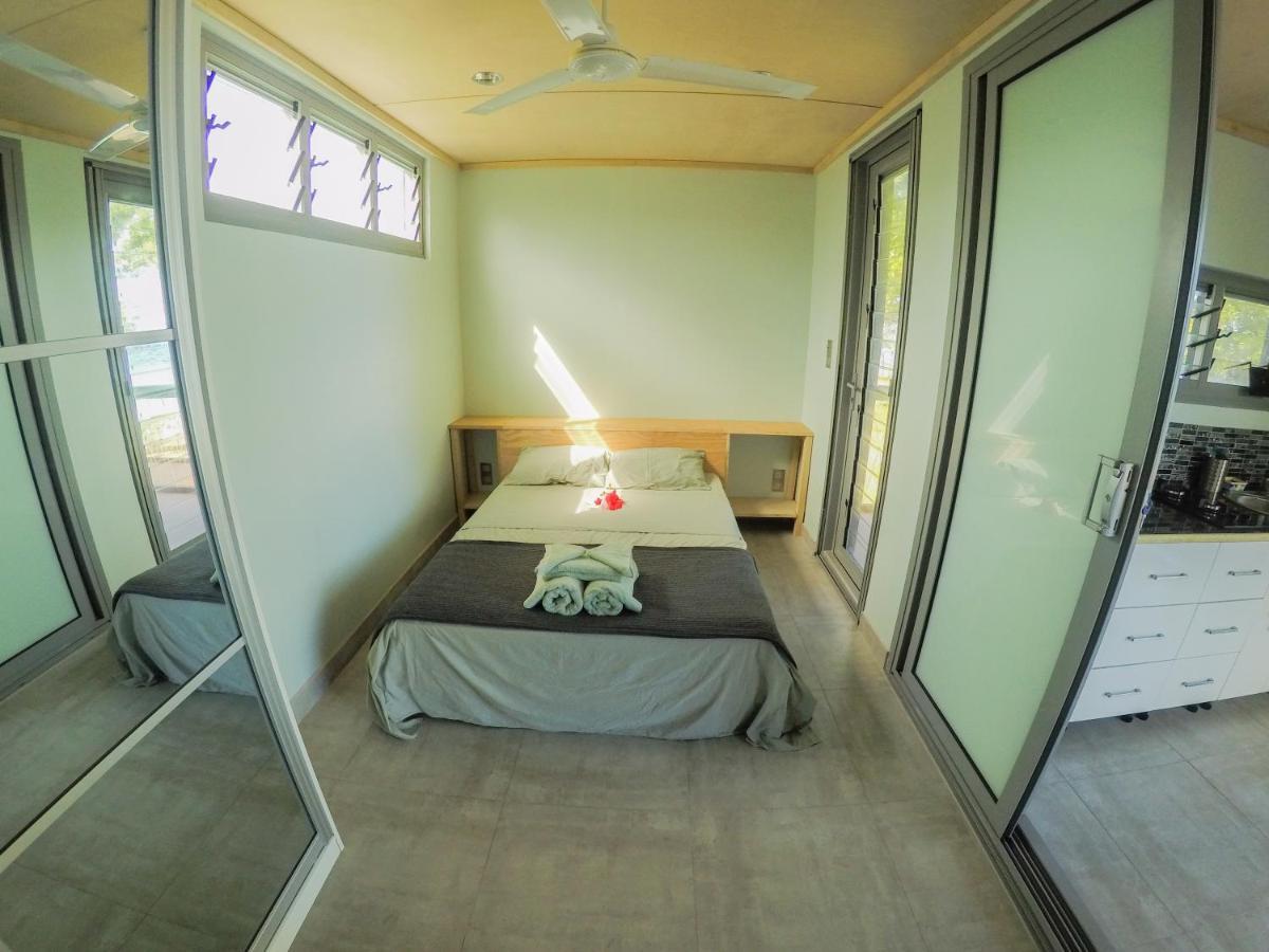 Aore Breeze Luganville Buitenkant foto