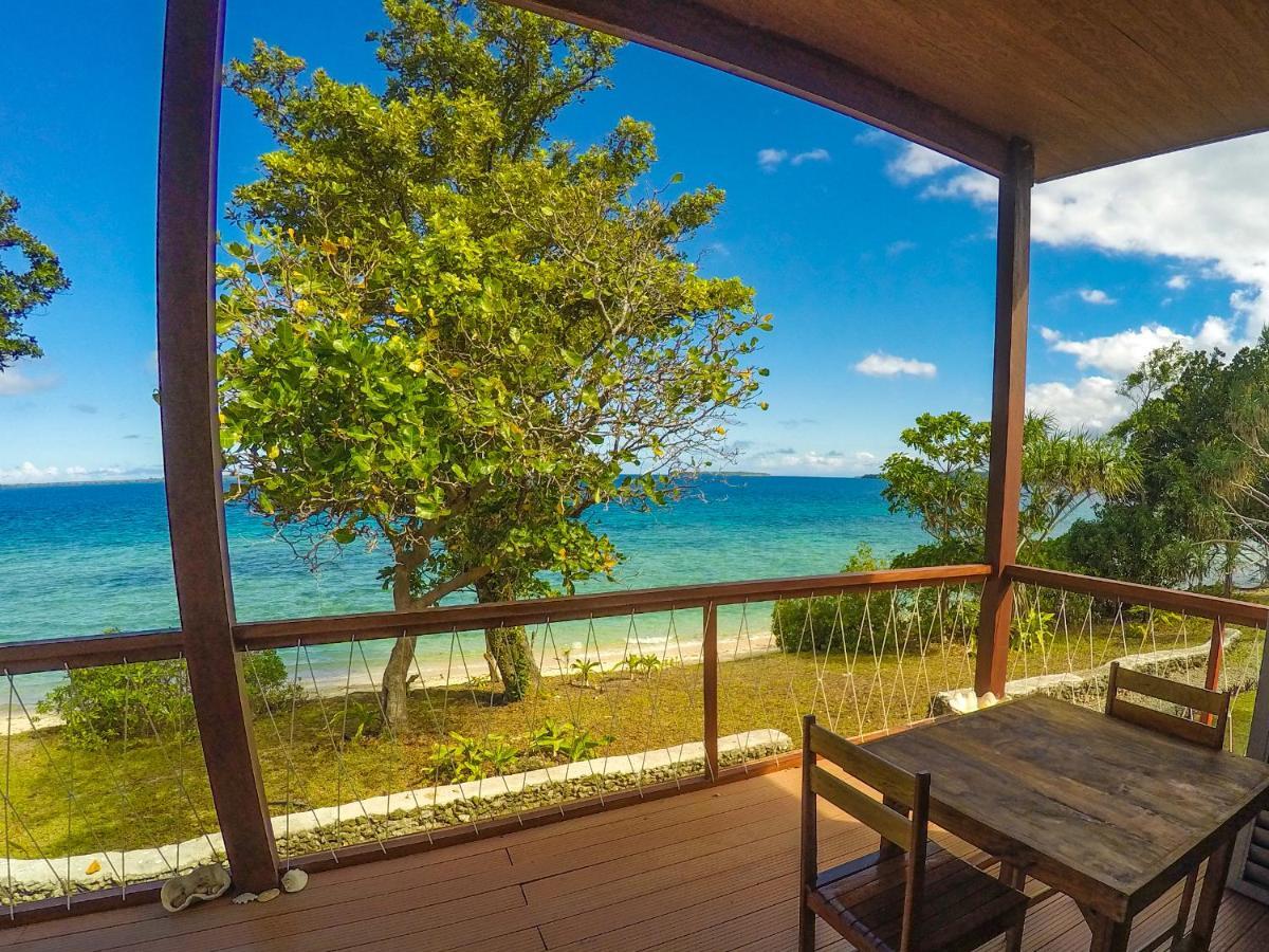 Aore Breeze Luganville Buitenkant foto