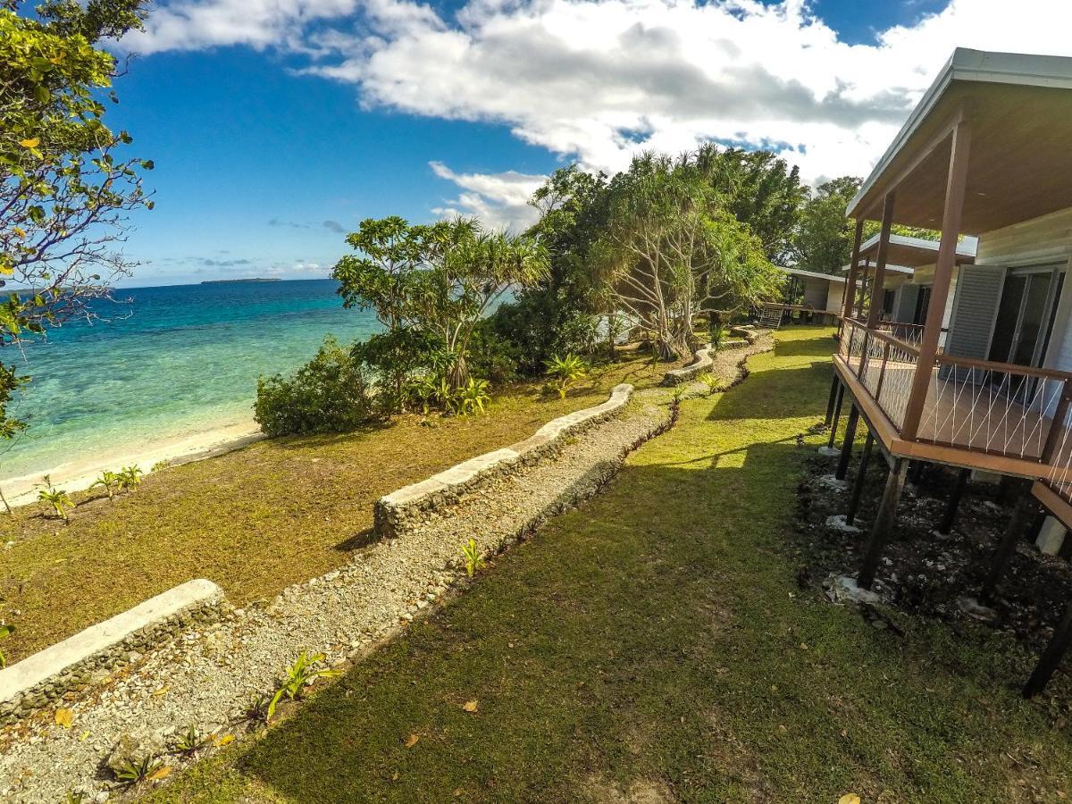 Aore Breeze Luganville Buitenkant foto
